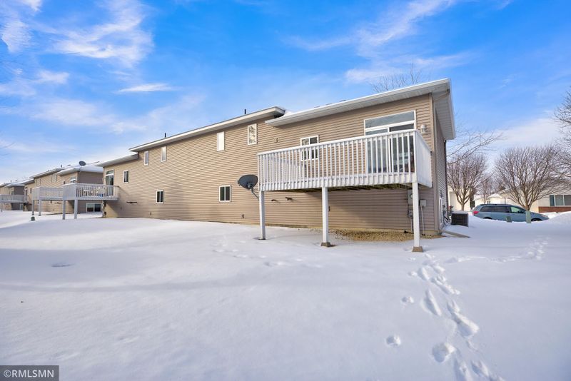 1307 Constitutional Dr, Northfield, MN 55057