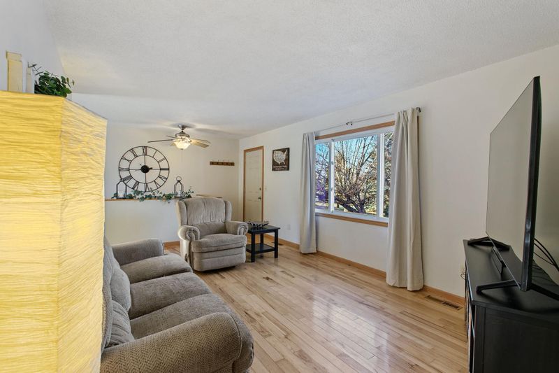 5736 Upper 183rd St W, Farmington, MN 55024