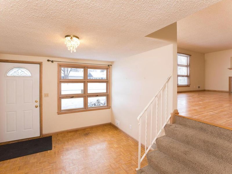 6012 Abbott Ave S, Edina, MN 55410