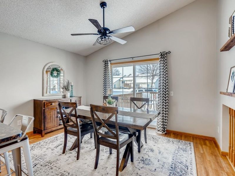 1000 Willow Trl, Farmington, MN 55024