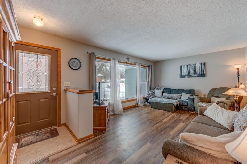 1349 Sycamore St, River Falls, WI 54022