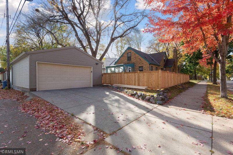 5701 12th Ave S, Minneapolis, MN 55417
