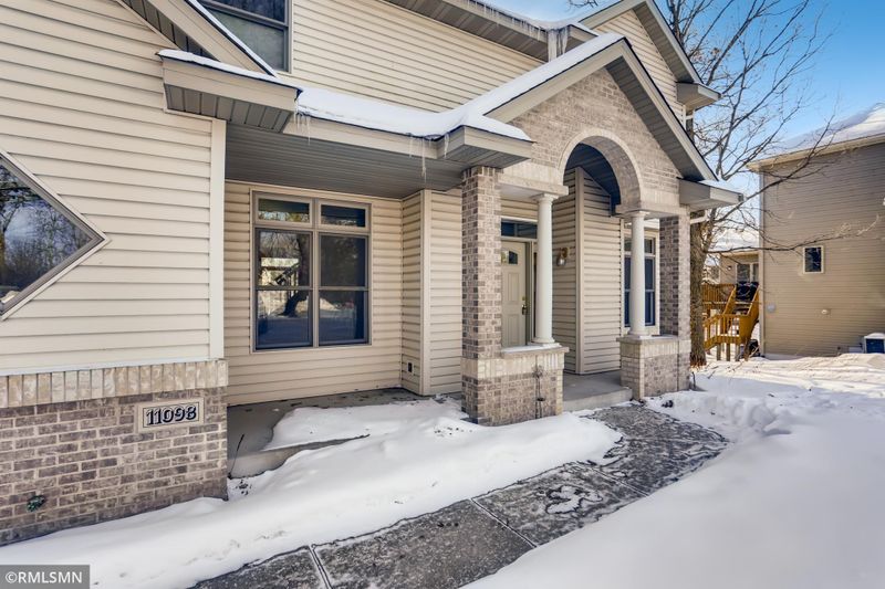 11098 195th Cir NW, Elk River, MN 55330