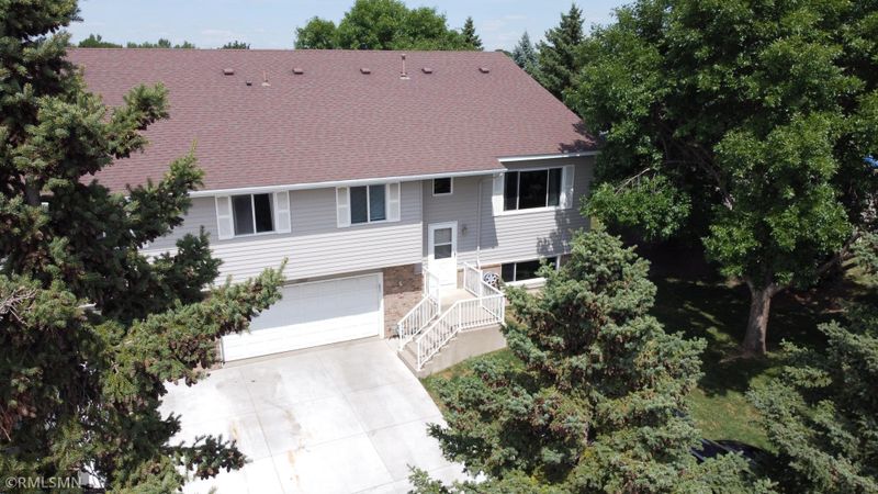 15867 Gooseberry Way, Apple Valley, MN 55124