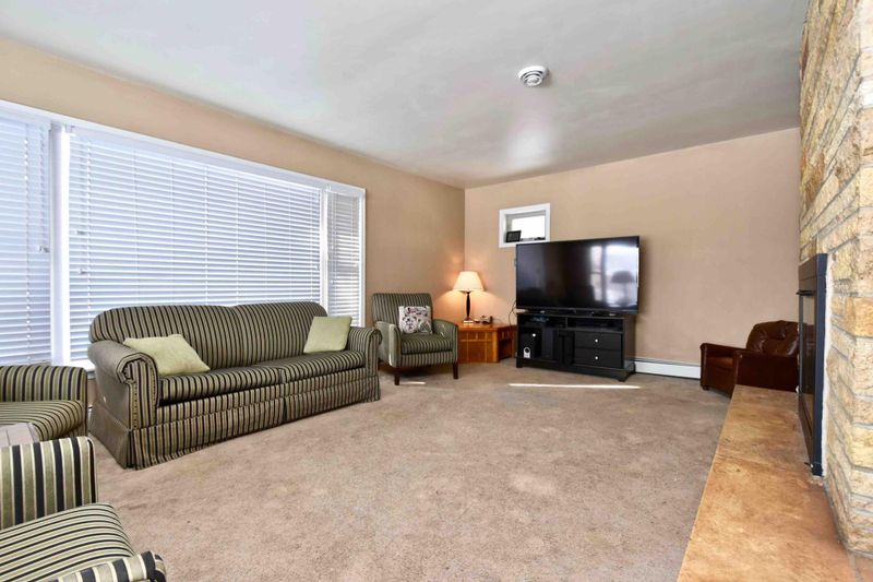 649 Clarks Ln, Winona, MN 55987
