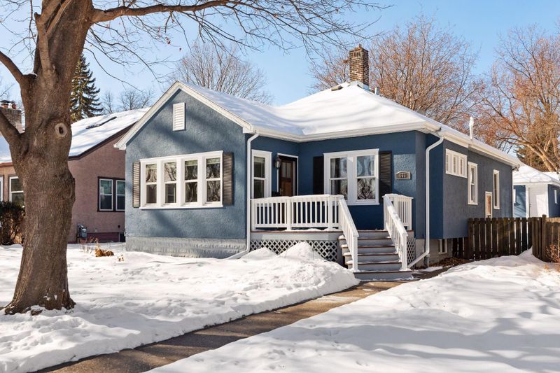 653 Waseca St, Saint Paul, MN 55107