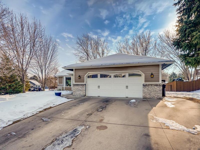 3399 Fremont Cir NW, Prior Lake, MN 55372