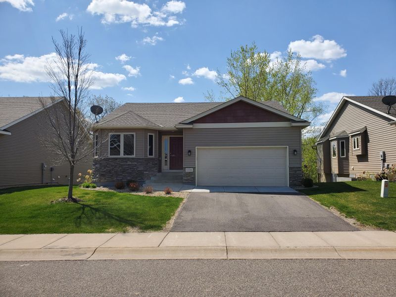 6006 Iris Ln, Rockford, MN 55373