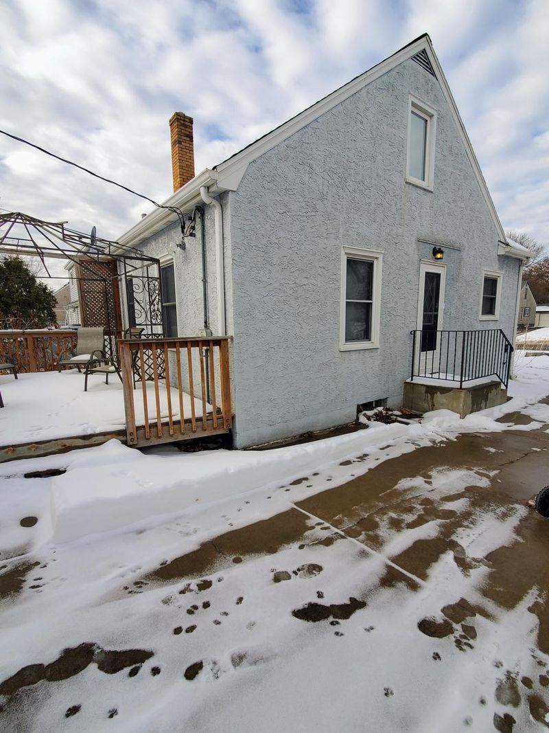 2132 3rd St E, Saint Paul, MN 55119
