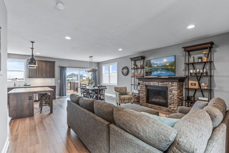 4582 Ethan Trl N, Hugo, MN 55038