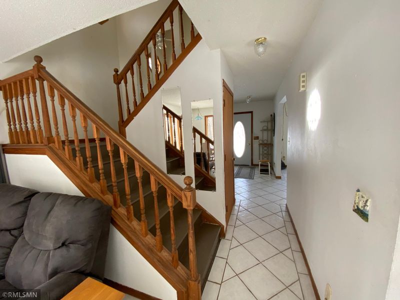 4898 Birchview Dr, Moose Lake, MN 55767