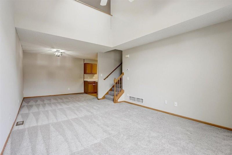 13834 Edgewood Ave, Savage, MN 55378