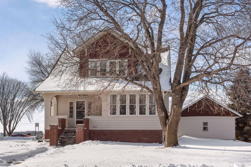 231 Broadway Ave, Hamburg, MN 55339