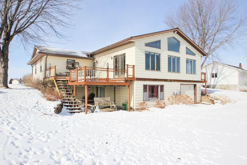 20 Anjo Dr, Sauk Centre, MN 56378