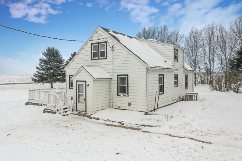 56386 270th St, Austin, MN 55912