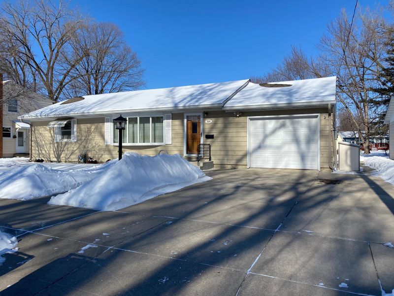 520 Jefferson Ave, North Mankato, MN 56003