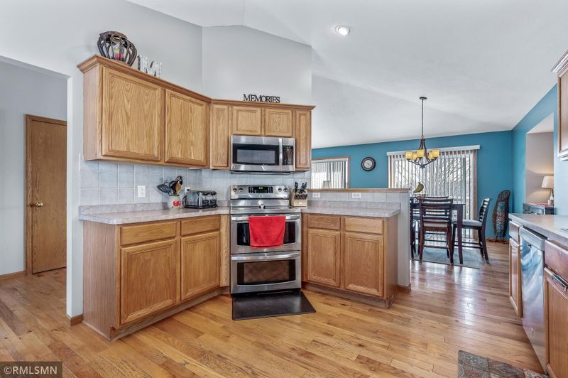1289 Cuylle Bay, Faribault, MN 55021