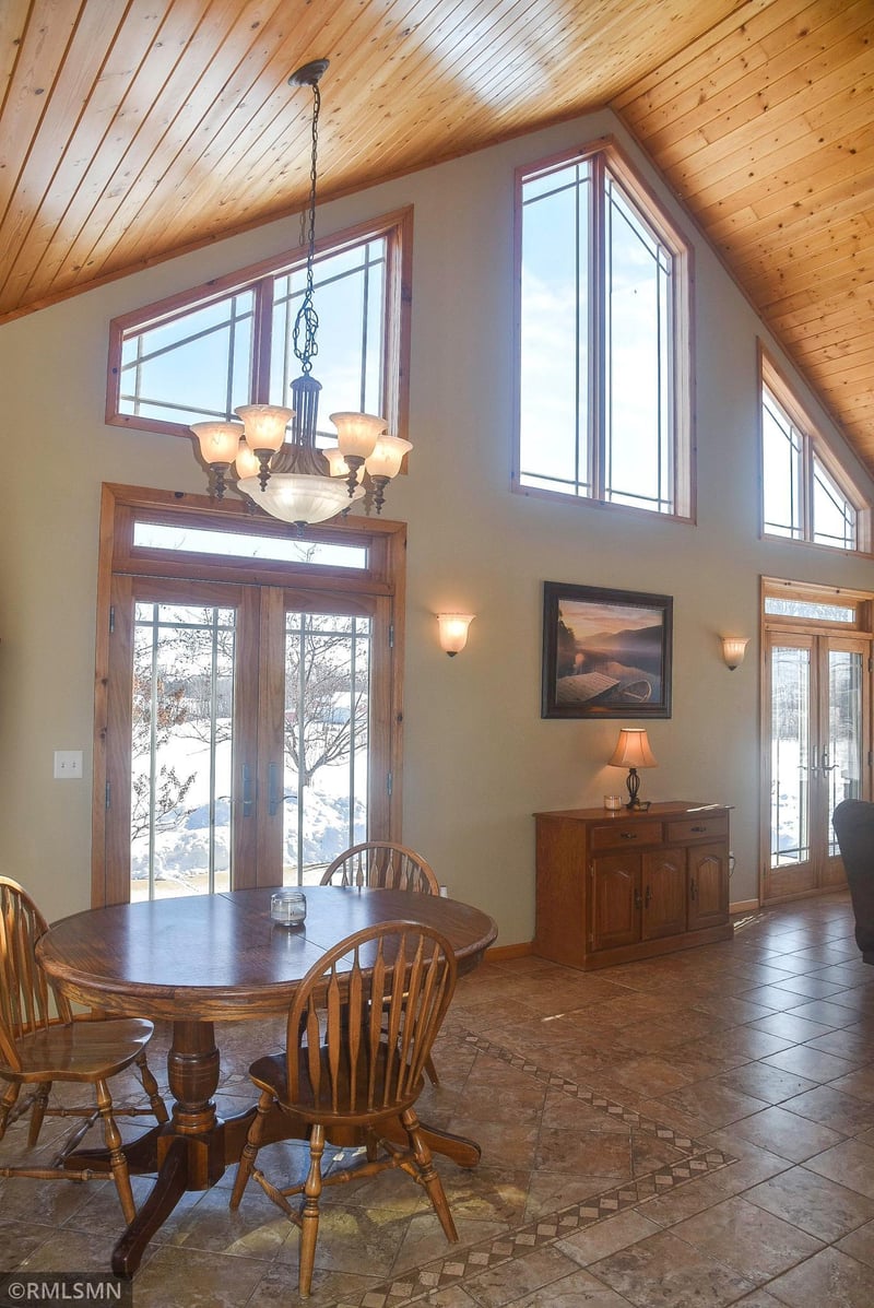 57108 Hickory Ln, Rock Creek, MN 55063