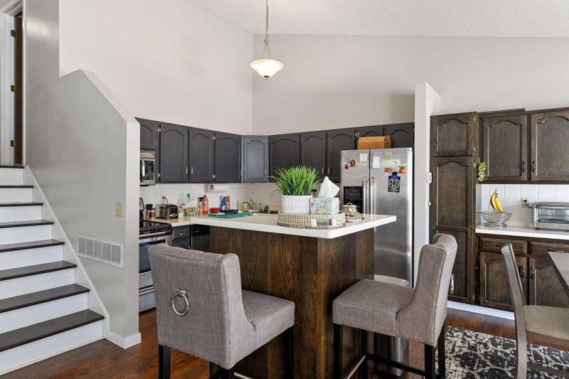 8377 Mitchell Rd, Eden Prairie, MN 55347