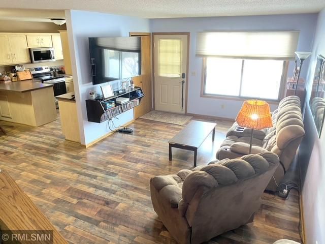 4279 Centerville Rd, Vadnais Heights, MN 55127
