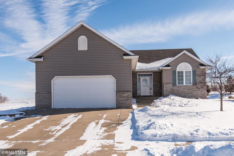 618 7th Ave NE, Byron, MN 55920