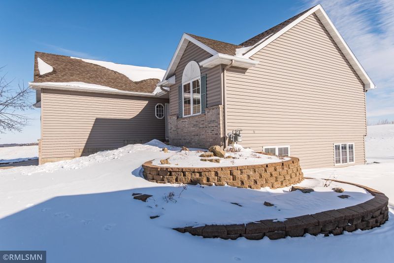 618 7th Ave NE, Byron, MN 55920