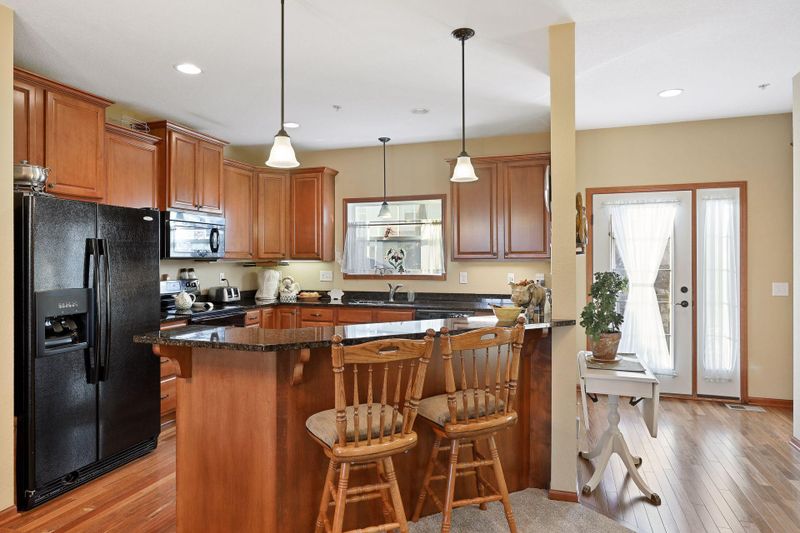 8035 Kirkwood Ln N #86, Maple Grove, MN 55369