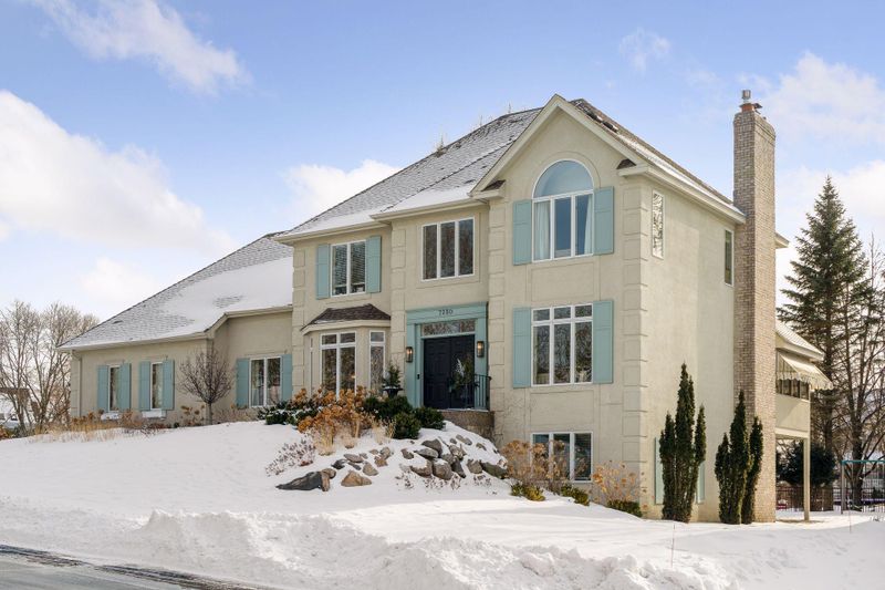 7350 Bush Lake Dr, Bloomington, MN 55438