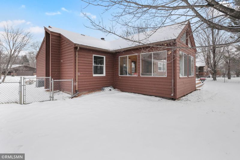 1309 Northway Cir, Saint Cloud, MN 56303