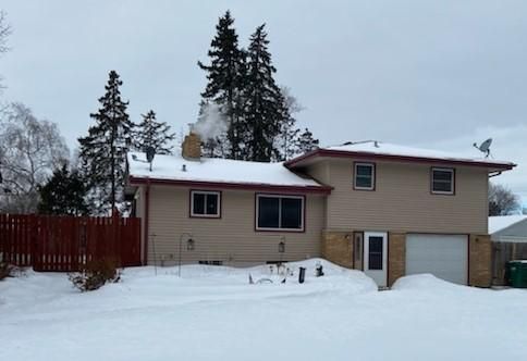 5327 Hampshire Ave N, Crystal, MN 55428