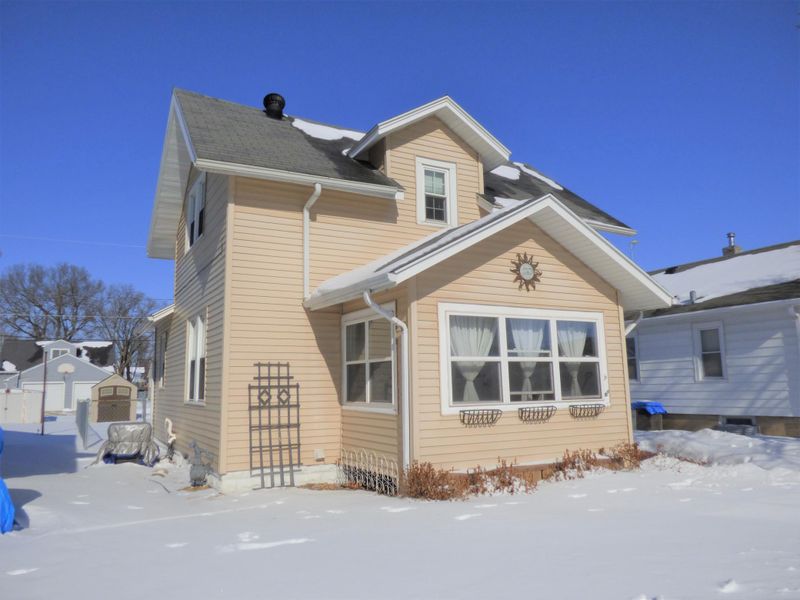 710 8th Ave SW, Austin, MN 55912