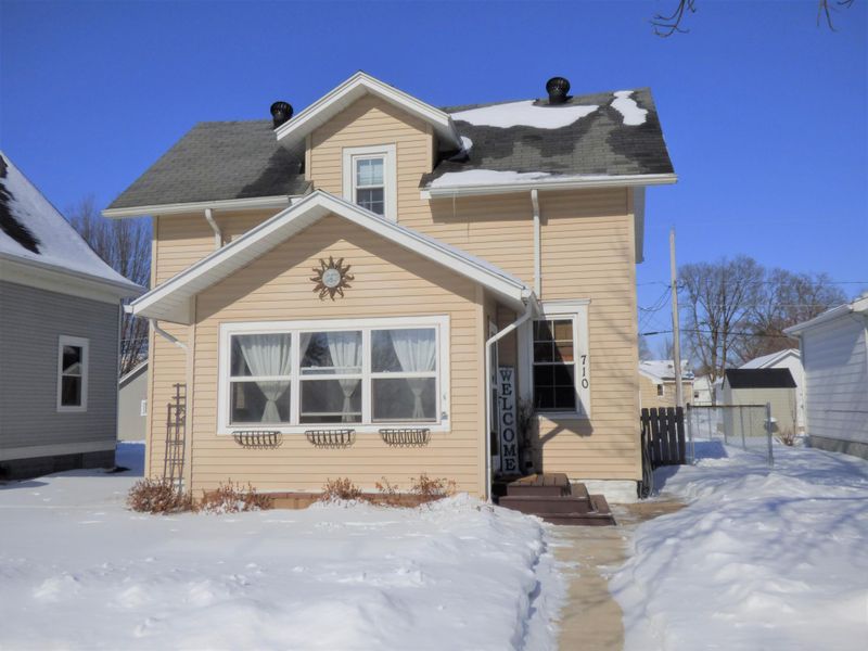 710 8th Ave SW, Austin, MN 55912