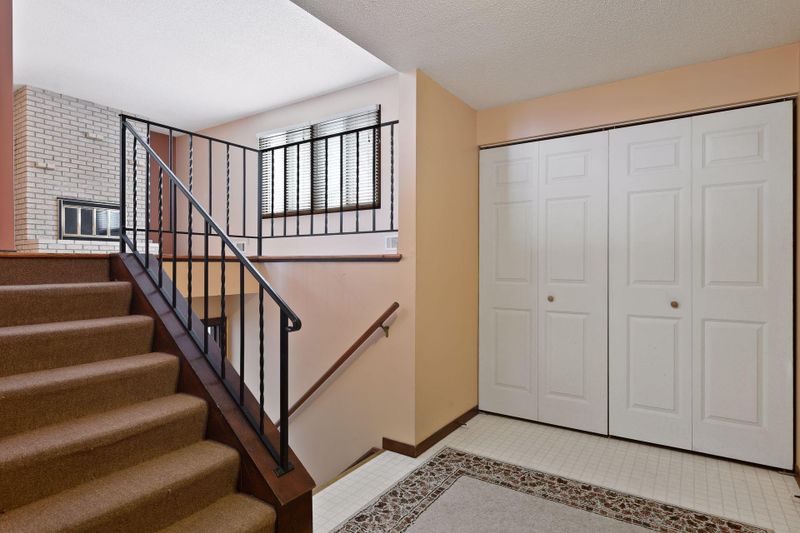 1734 Sartell Ave, Eagan, MN 55122