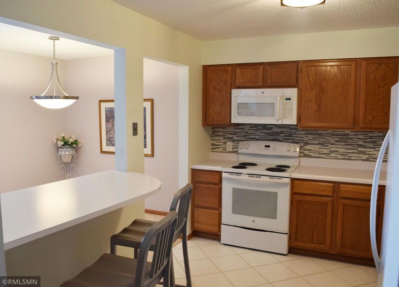 8025 Xerxes Ave S #215, Bloomington, MN 55431