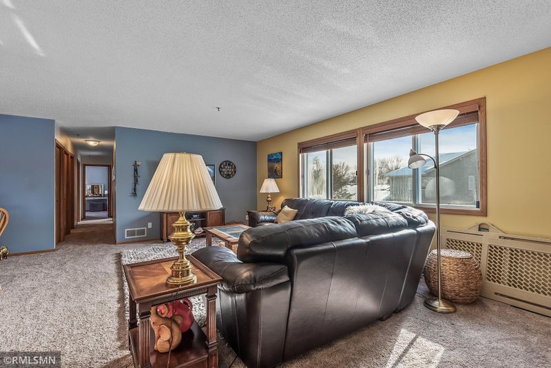 3183 Manitou Dr, White Bear Lake, MN 55110