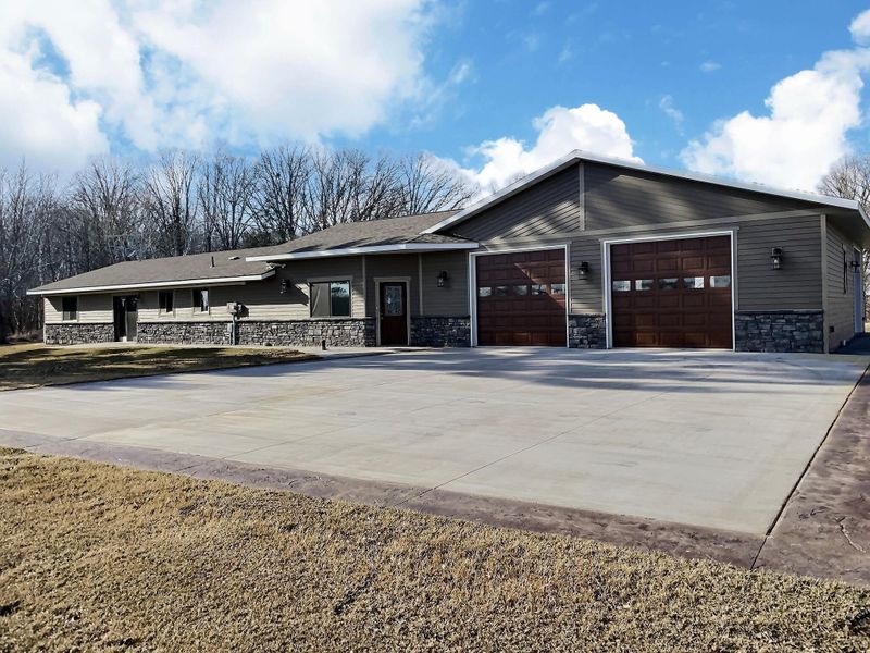 34374 Nature Rd, Foley, MN 56329