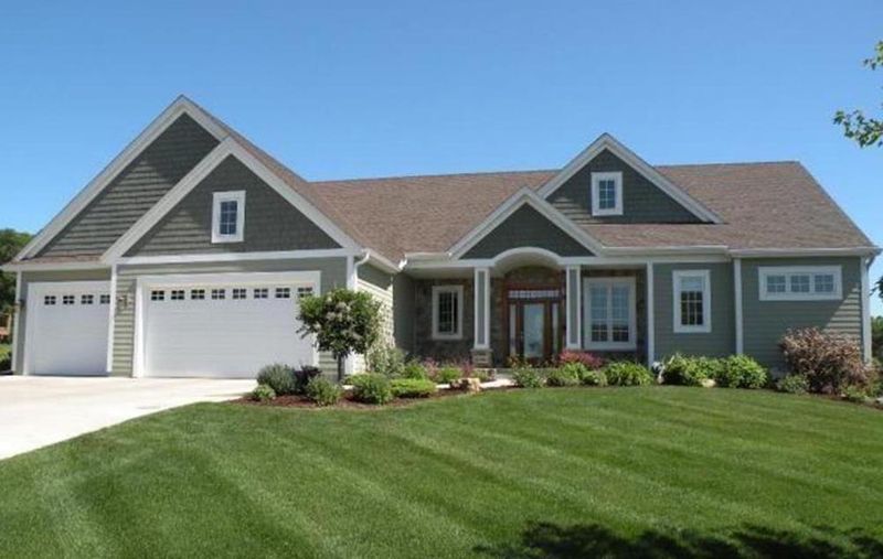 4055 Drumcliffe Cir, Rosemount, MN 55068