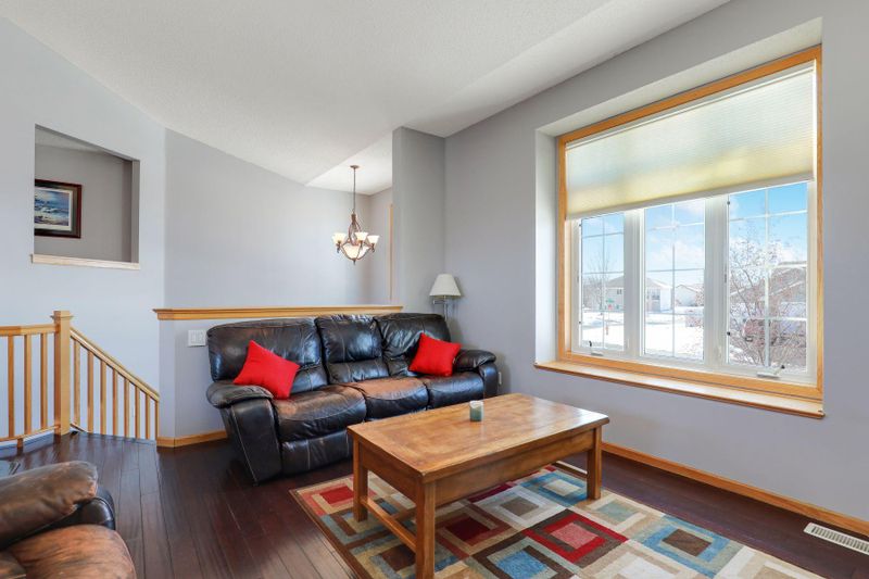1344 Evergreen Pl, Mayer, MN 55360