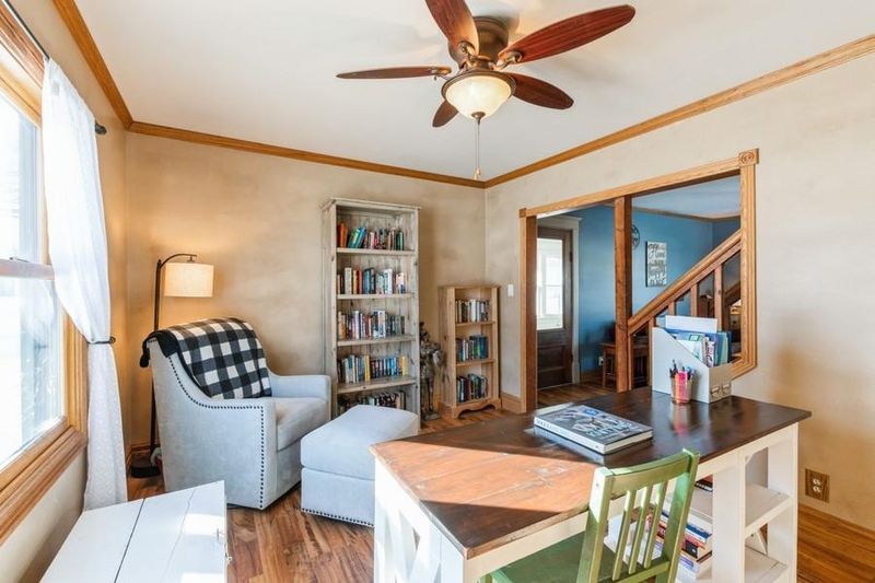 445 Monroe St SE, Hutchinson, MN 55350