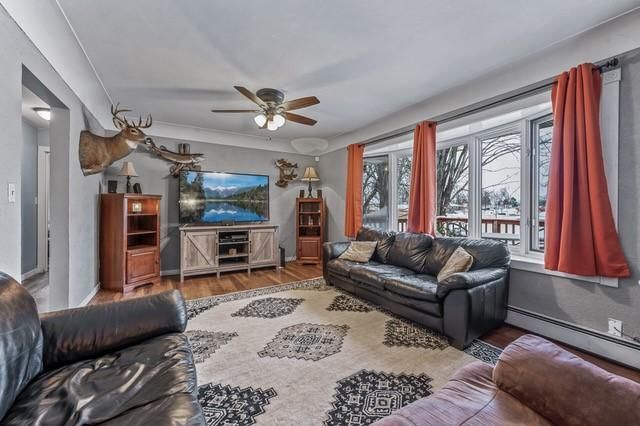 1015 7th St SW, Pine City, MN 55063