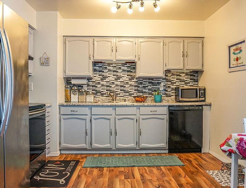 2049 Northway Cir, Saint Cloud, MN 56303