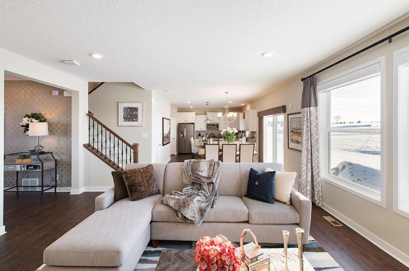 12953 Amiens Ave, Rosemount, MN 55068