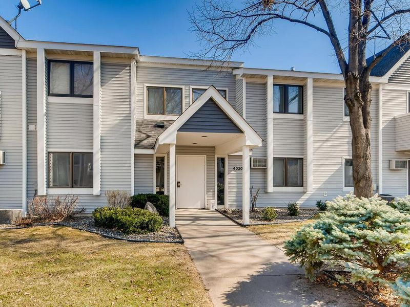 4020 E 52nd St #206, Minneapolis, MN 55417