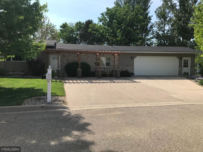 122 Aadland Cir, Granite Falls, MN 56241