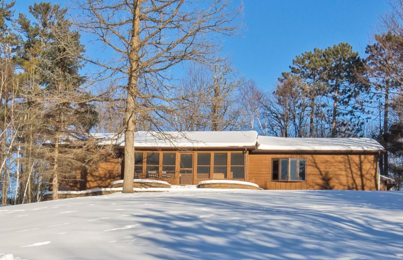 306 SW 12th Ave, Grand Rapids, MN 55744