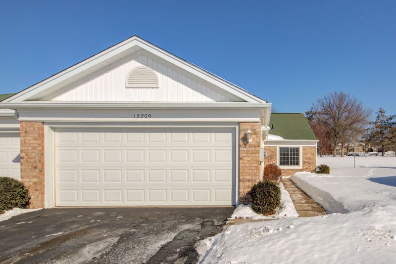 12209 Killdeer St NW, Coon Rapids, MN 55448