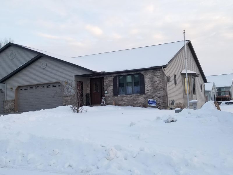 700 Trisdahl Ct, Rushford, MN 55971