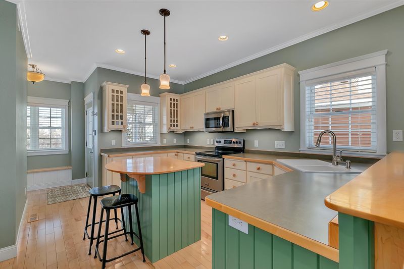 3369 Old Stone Way NE, Sauk Rapids, MN 56379