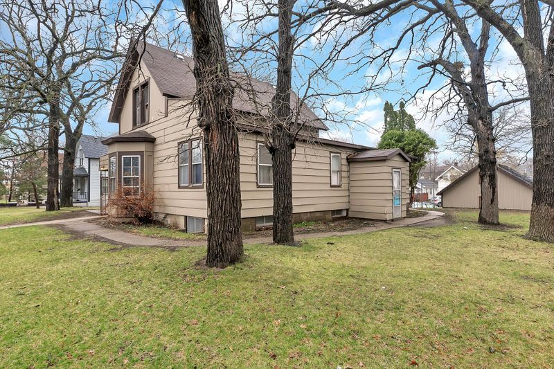 914 8th Ave S, Saint Cloud, MN 56301
