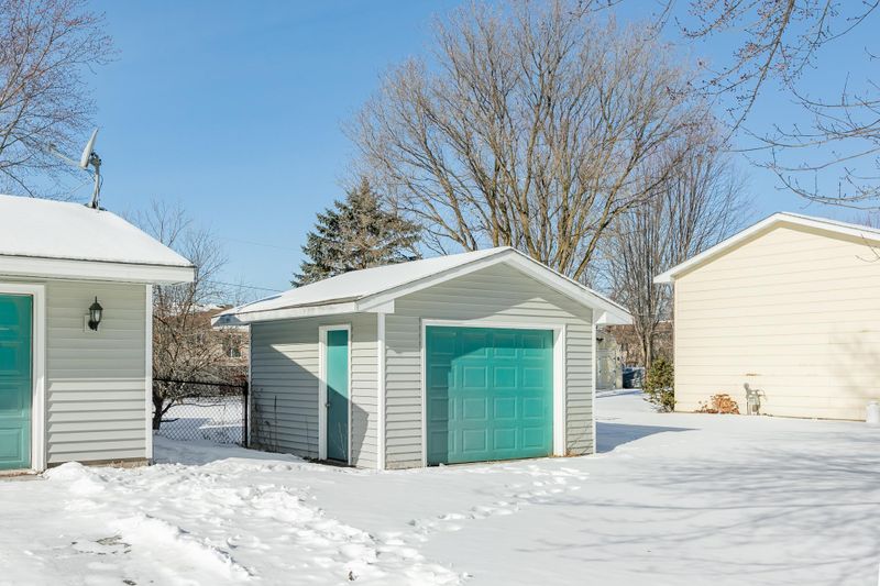 1235 2nd St, Saint Paul Park, MN 55071